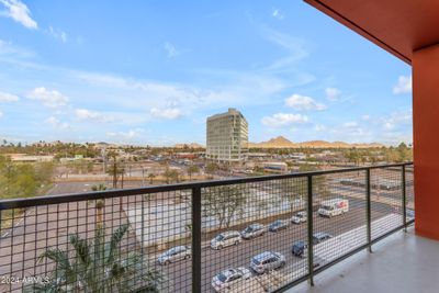 S5 - 4750 N Central Avenue, Condo with 1 bedrooms, 1 bathrooms and null parking in Phoenix AZ | Image 2