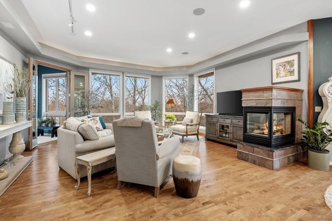33 Summit Vw, Townhouse with 3 bedrooms, 3 bathrooms and null parking in North Oaks MN | Image 7