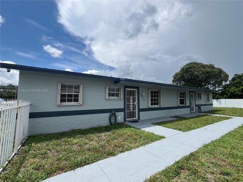19120-19120 Nw 36th Ave, Miami Gardens, FL, 33056-2253 | Card Image