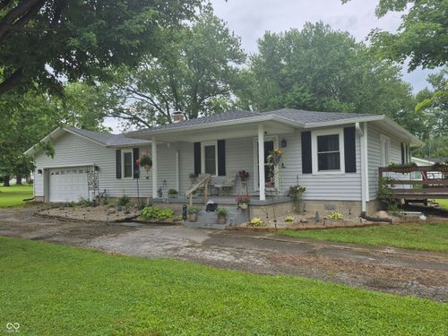 403 S Main St, Cloverdale, IN, 46120-8722 | Card Image