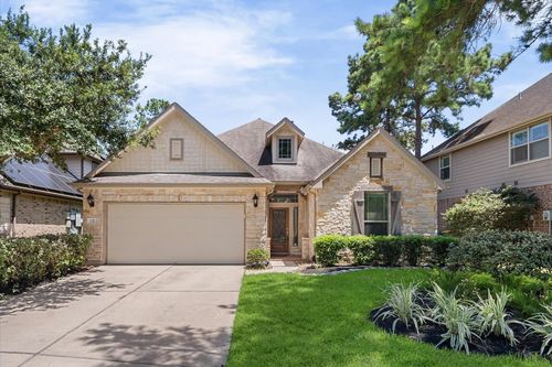 7 E Deer River Cir, The Woodlands, TX, 77389-4950 | Card Image