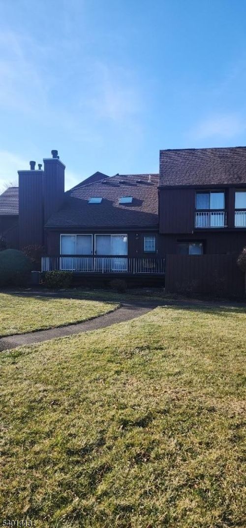 3822 Bloomingdale Dr, Hillsborough, NJ, 08844-5558 | Card Image