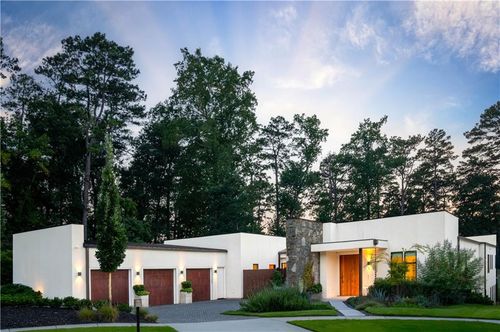 1572 Clifton Rdg, Atlanta, GA, 30307-0002 | Card Image