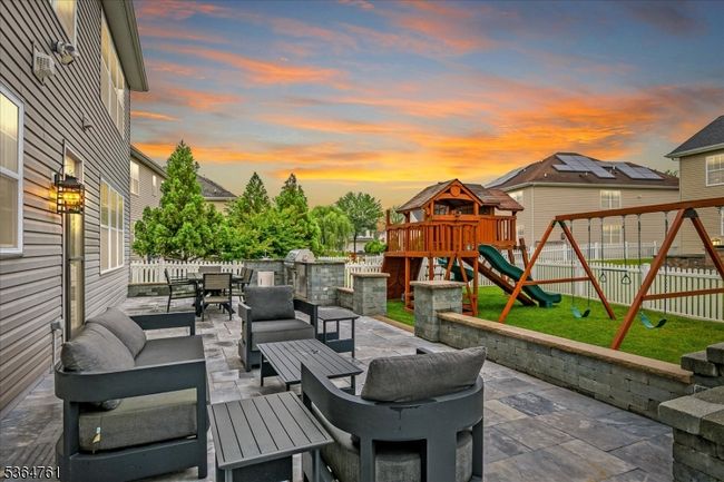21 Dahlia Ct, House other with 4 bedrooms, 4 bathrooms and null parking in Piscataway NJ | Image 41