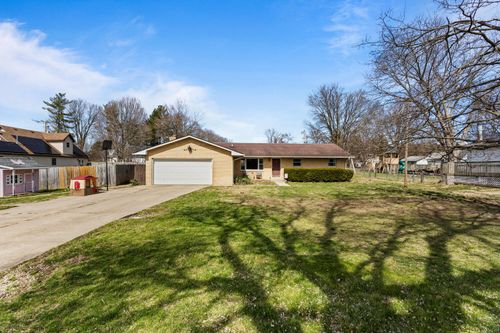 408 E Victory St, Sidney, IL, 61877-9785 | Card Image