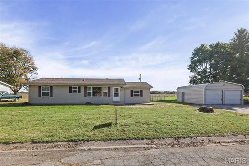 215 Avalon St, Brighton, IL, 62012-1317 | Card Image