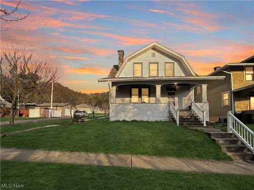 4 Park Ave, Beech Bottom, WV, 26030-1019 | Card Image