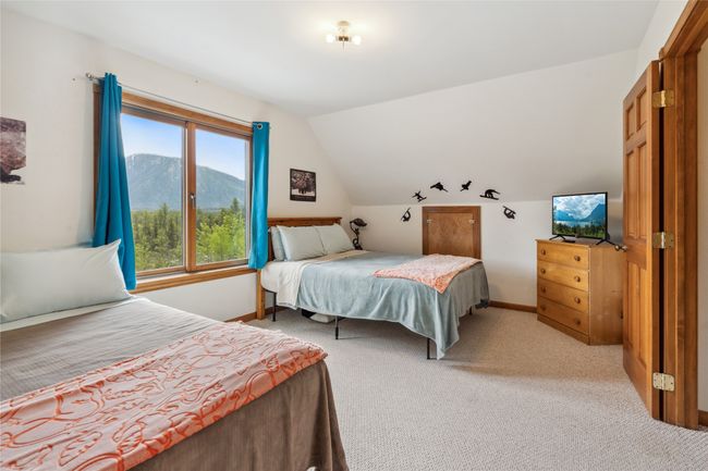 Guest Bedroom 2, upstairs | Image 37