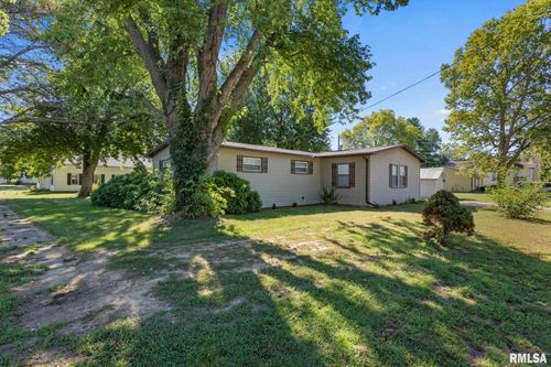 302 S 12th St, Keithsburg, IL, 61442-9004 | Card Image