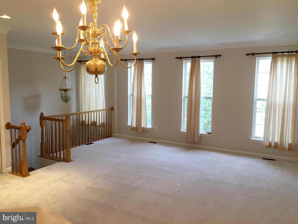 Residential Lease in ALEXANDRIA 2