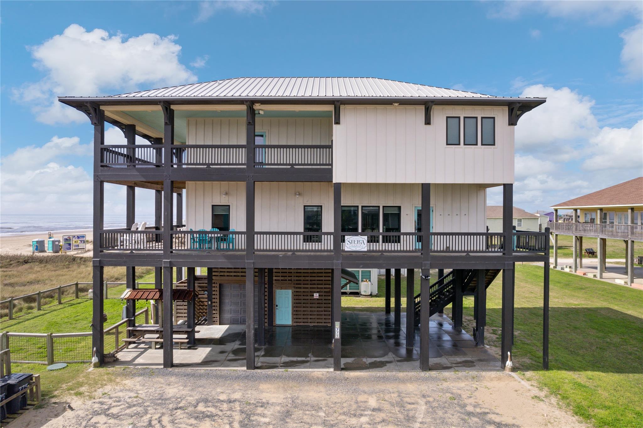 Residential in Crystal Beach 4