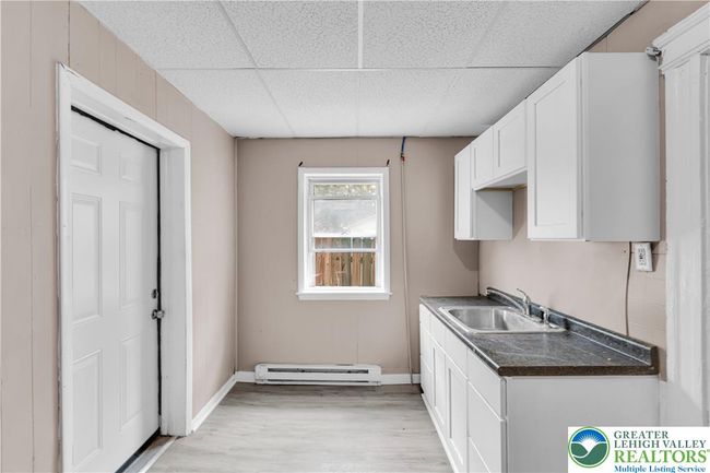 409 - 409 W Broad St, Condo with 12 bedrooms, 8 bathrooms and 9 parking in Tamaqua PA | Image 15