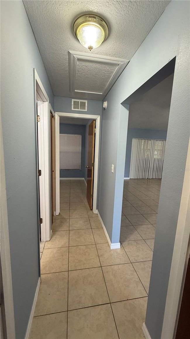 404 Spike Ct, House other with 3 bedrooms, 2 bathrooms and null parking in POINCIANA FL | Image 14