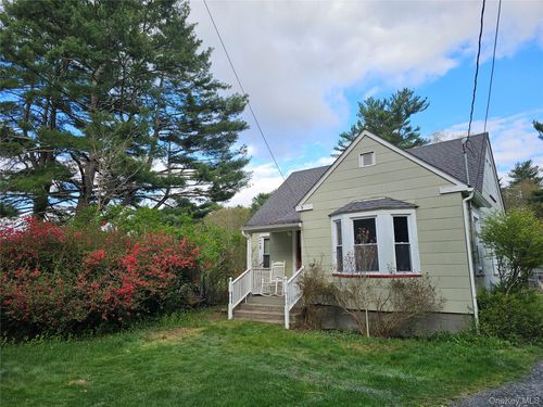 104 Canal Dr, Godeffroy, NY, 12729-2019 | Card Image