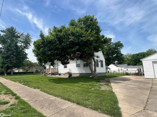 1401 Chester Ave, Ottumwa, IA, 52501-4410 | Card Image