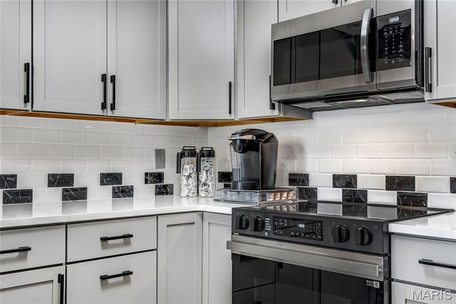 F - 225 Hemingway Ln, Condo with 2 bedrooms, 2 bathrooms and 2 parking in Weldon Spring MO | Image 14