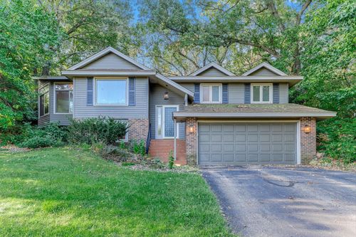 762 Elrene Ct, Eagan, MN, 55123-1233 | Card Image