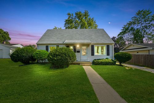 1544 Marquette Rd, Joliet, IL, 60435-6716 | Card Image