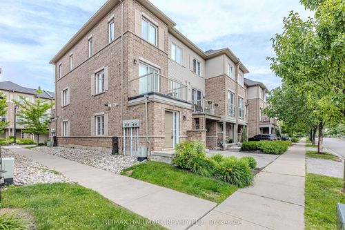 146-165 Hampshire Way, Milton, ON, L9T8M7 | Card Image