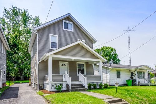 546 W Harrison St, Alliance, OH, 44601-1617 | Card Image