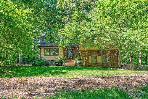 1832 Travis Ln, Burlington, NC, 27217-9722 | Card Image