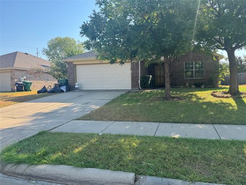 3720 Hermalinda Dr, Denton, TX, 76207-6010 | Card Image
