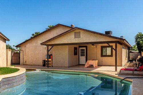 8611 E Garfield St, Scottsdale, AZ, 85257-4567 | Card Image