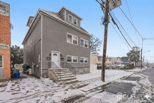 1025 Rivington St, Roselle, NJ, 07203-2721 | Card Image