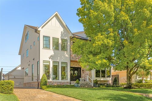 3758 Drummond St, Houston, TX, 77025-2418 | Card Image