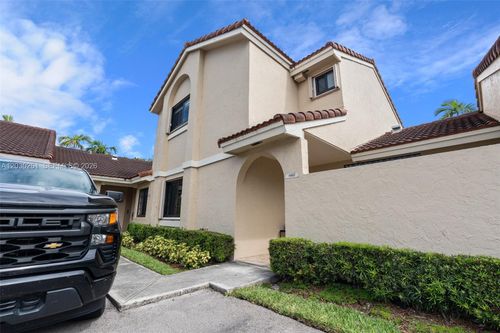 6445-6445 Nw 171st St, Unincorporated Dade County, FL, 33015 | Card Image