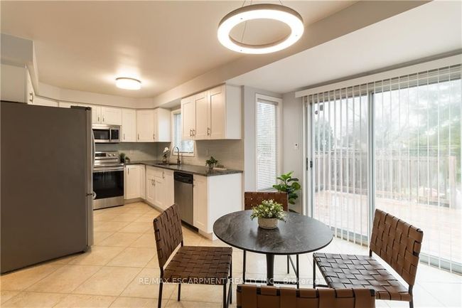 788 Grandview St N, House other with 7 bedrooms, 4 bathrooms and 3 parking in Oshawa ON | Image 10