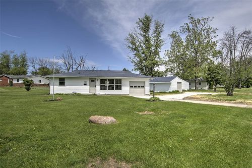3185 S Wheatland Rd, Decatur, IL, 62521-5935 | Card Image