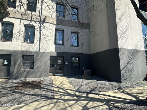 34 Depot St, Pittsfield, MA, 01201-5690 | Card Image