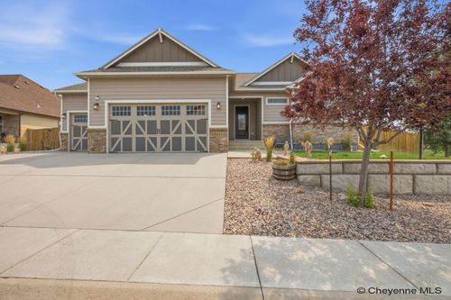 5825 Indigo Dr, Cheyenne, WY, 82001 | Card Image