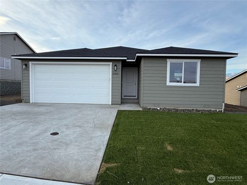 2360 2nd St Se, East Wenatchee, WA, 98802-7805 | Card Image