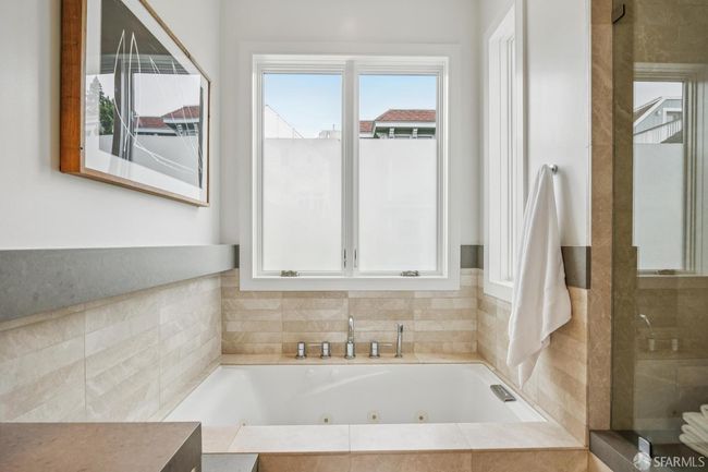 70 Douglass St, House other with 3 bedrooms, 3 bathrooms and 1 parking in San Francisco CA | Image 24