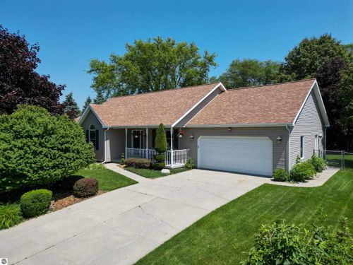520 E Grand Ave, Mt Pleasant, MI, 48858-6002 | Card Image