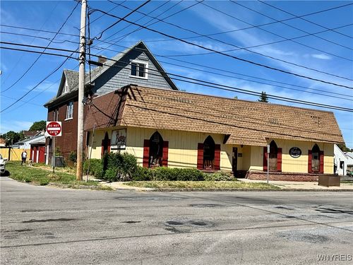 3004 Niagara St, Niagara Falls, NY, 14303-2030 | Card Image