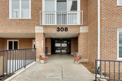 apt-108-308 Happ Rd, Northfield, IL, 60093-3459 | Card Image