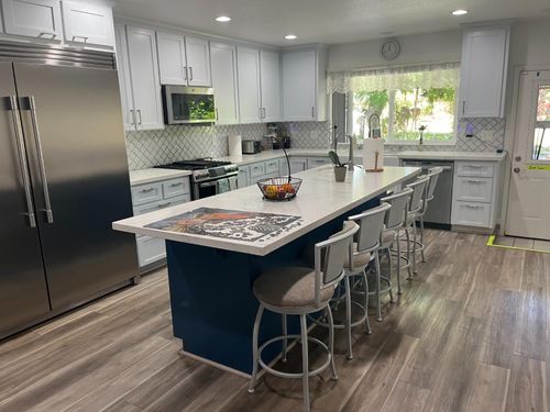 215 E Sierra View Dr, Jackson, CA, 95642-2229 | Card Image