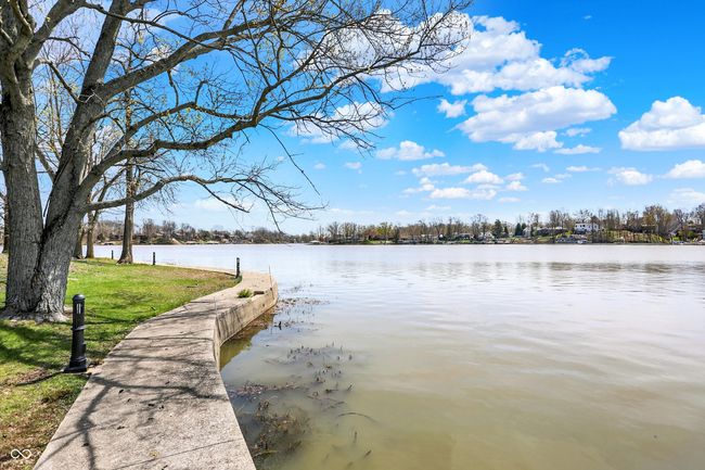 APT-306 - 20971 Shoreline Ct, Condo with 2 bedrooms, 2 bathrooms and null parking in Noblesville IN | Image 6