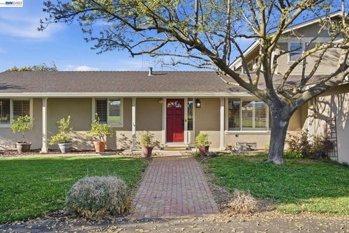 2680 Marina Ave, Livermore, CA, 94550-9014 | Card Image