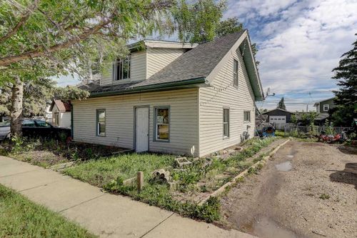 10009 99 Street, Sexsmith, AB, T0H3C0 | Card Image