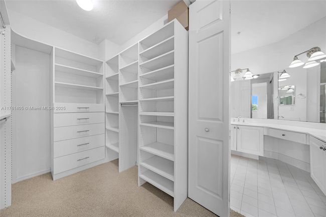 APT-501 - 3600 Oaks Clubhouse Dr, Condo with 3 bedrooms, 2 bathrooms and null parking in Pompano Beach FL | Image 38