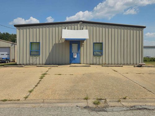 301 S 18th Ave, Paragould, AR, 72450-4768 | Card Image