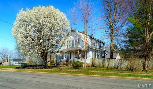 404 N Walnut Street, Rolla, MO, 65401 | Card Image