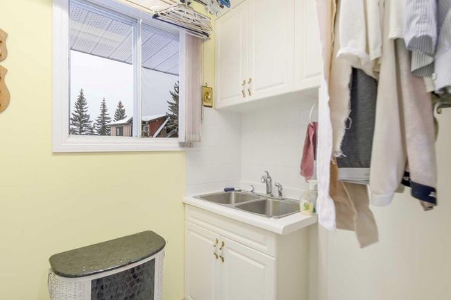 3 Rustic Rd, House other with 6 bedrooms, 5 bathrooms and 2 parking in Norglenwold AB | Image 33