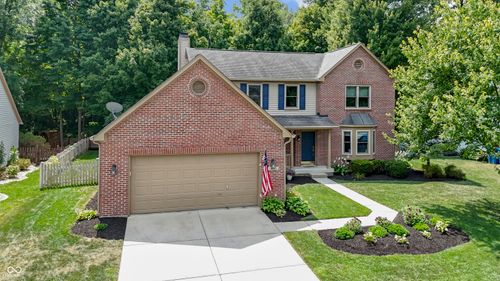 10813 Sawgrass Dr, Fishers, IN, 46037-9123 | Card Image