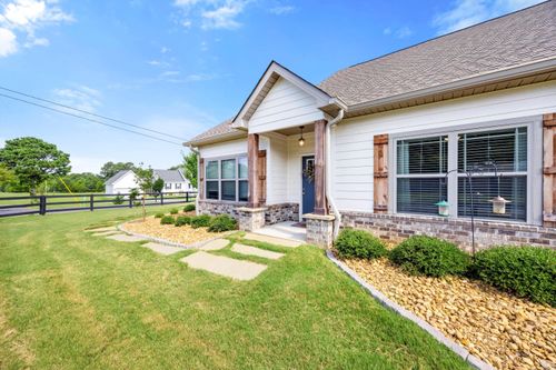 8 Maddox Ln, CHATSWORTH, GA, 30705-1600 | Card Image