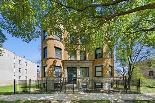 1n-4541 S Prairie Ave, Chicago, IL, 60653-3919 | Card Image
